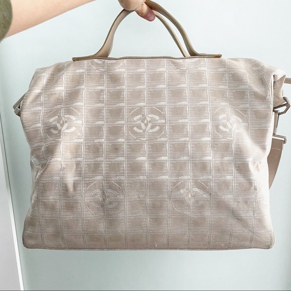 CHANEL Handbags - Rare CHANEL 2004 travel collection purse bag